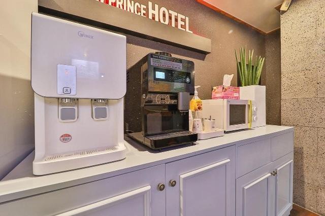 Daegu Daemyeong-Dong New Prince Hotel מראה חיצוני תמונה